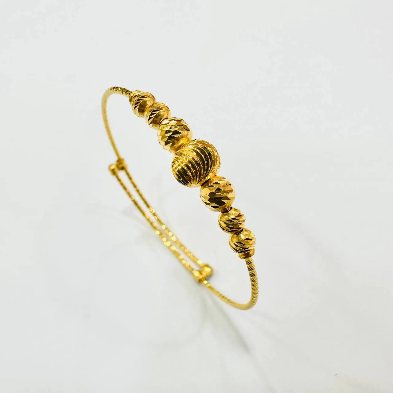 22k / 916 Gold Baby Bangle