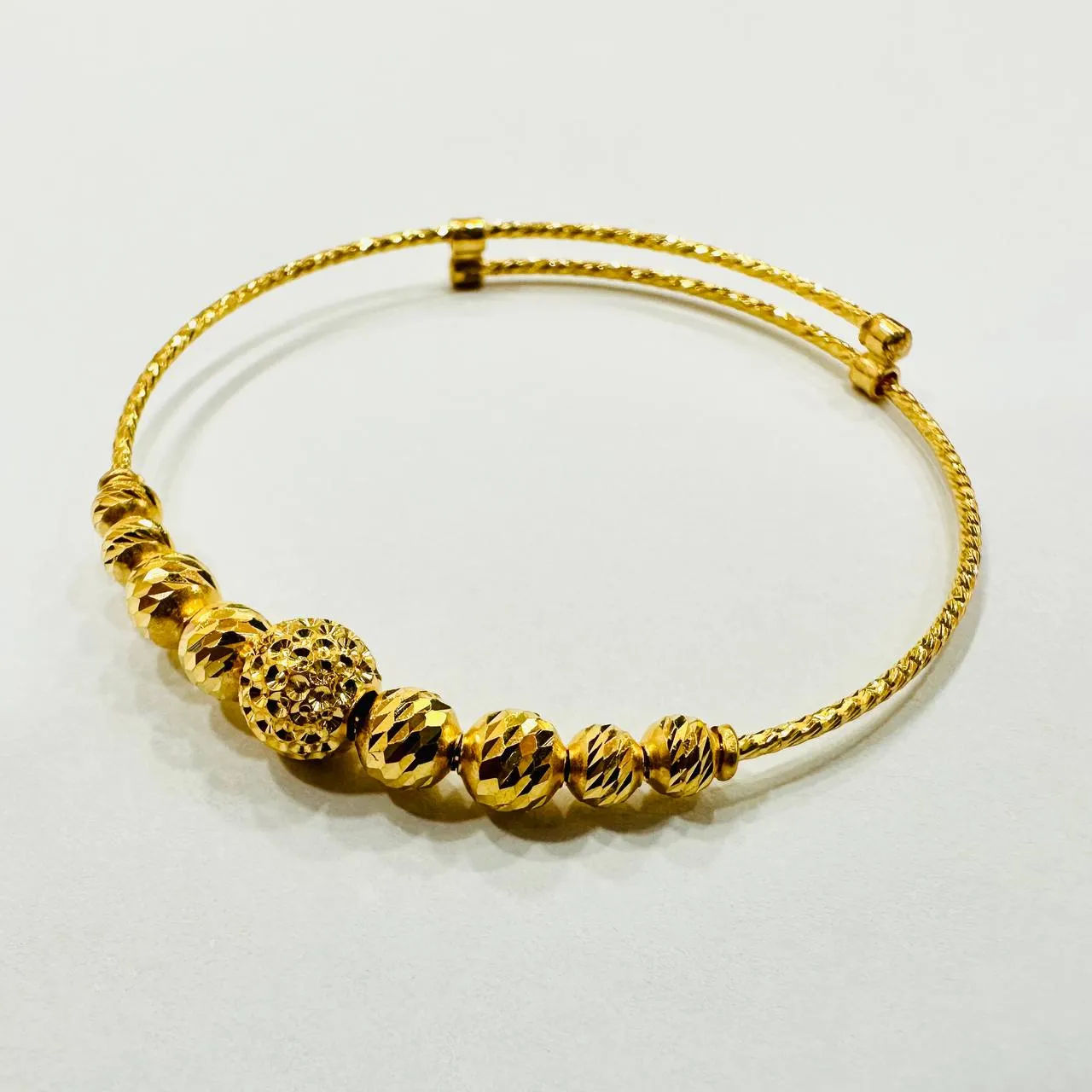 22k / 916 Gold Baby Bangle