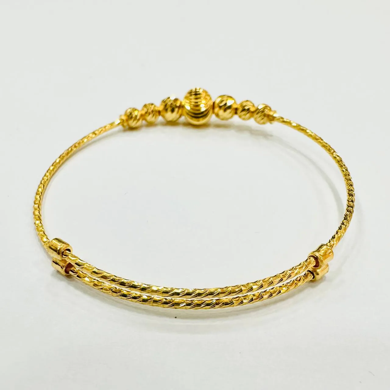 22k / 916 Gold Baby Bangle