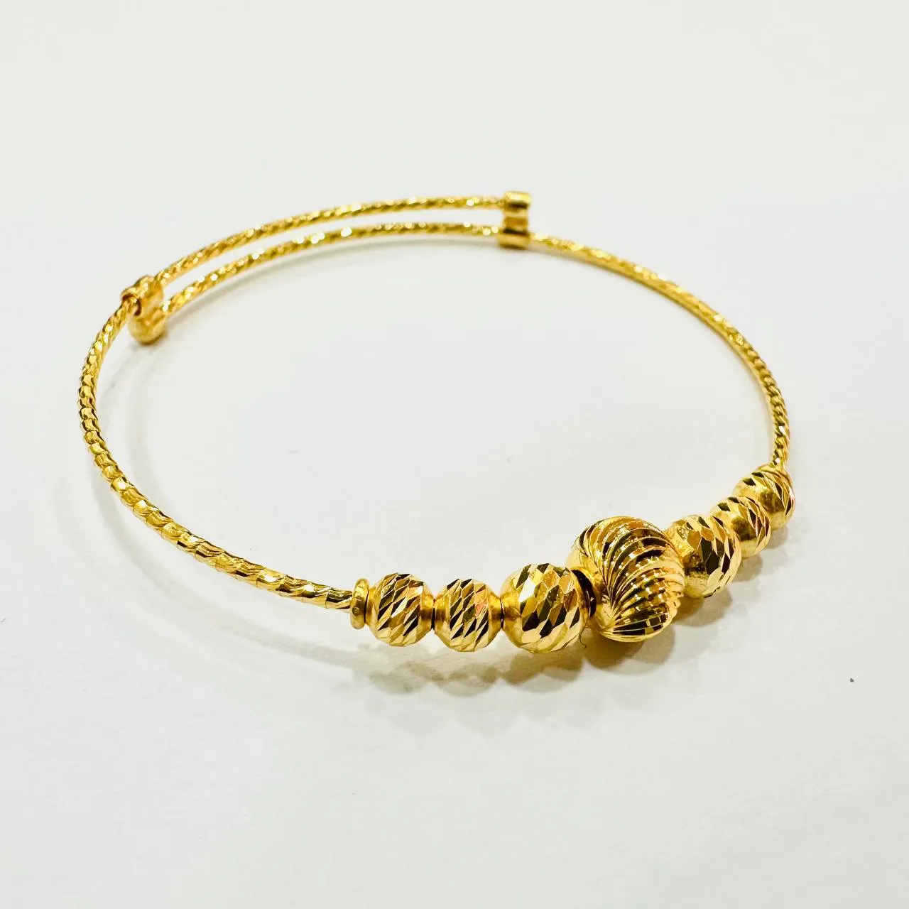 22k / 916 Gold Baby Bangle