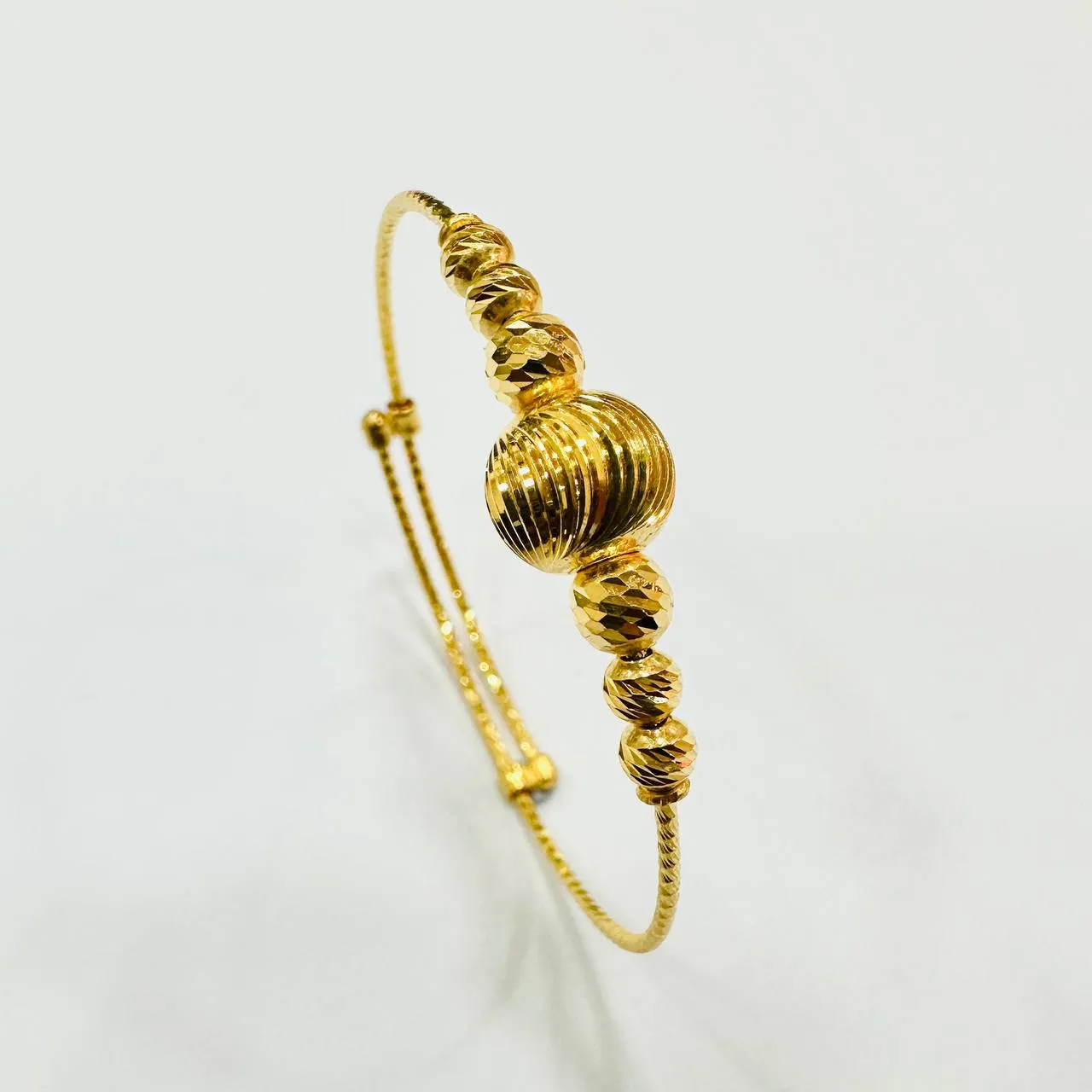 22k / 916 Gold Baby Bangle