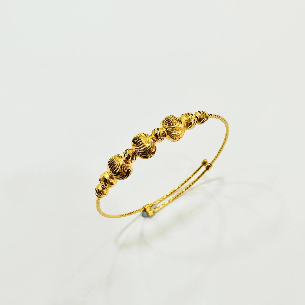 22k / 916 Gold Baby Bangle