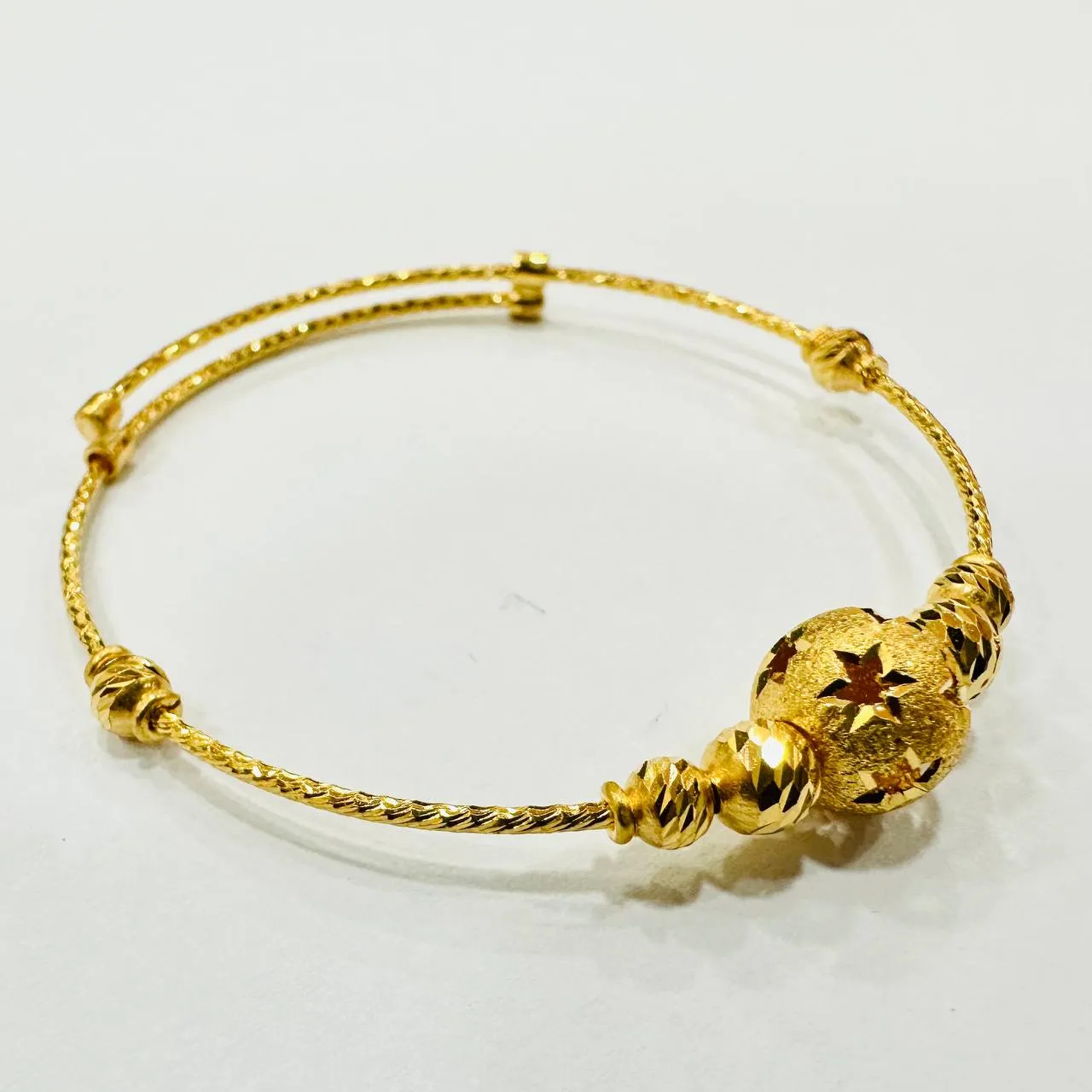 22k / 916 Gold Baby Bangle