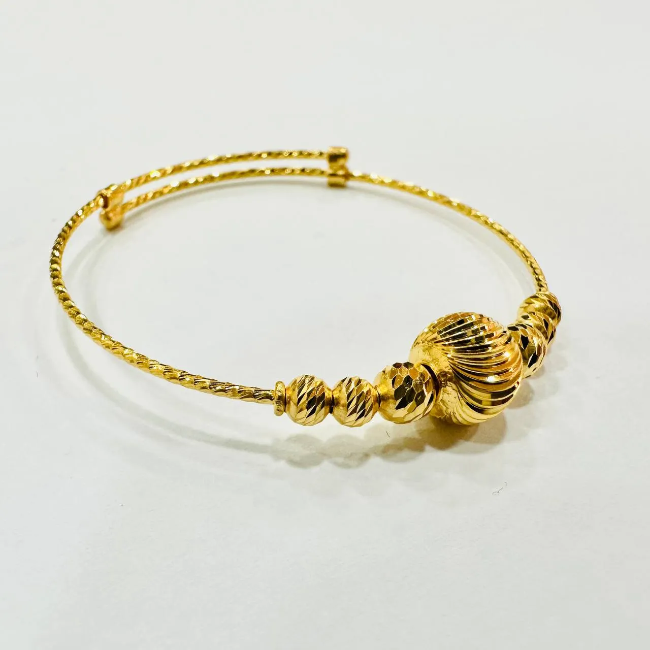 22k / 916 Gold Baby Bangle