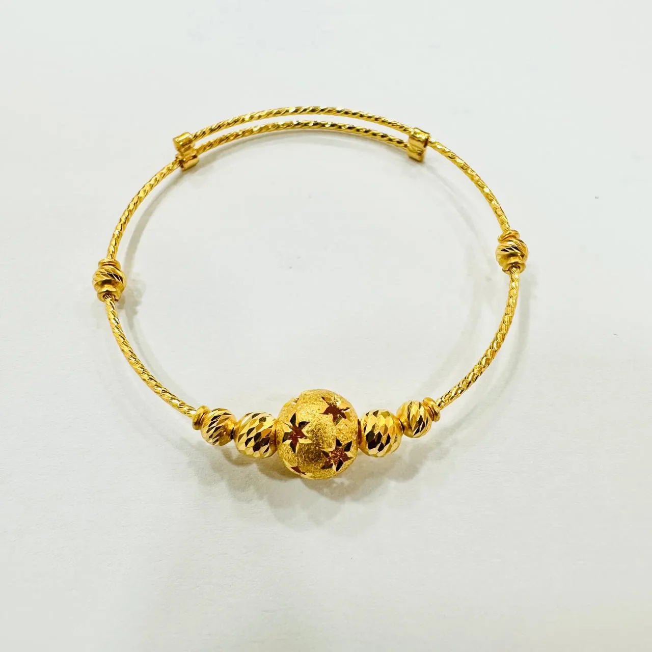 22k / 916 Gold Baby Bangle