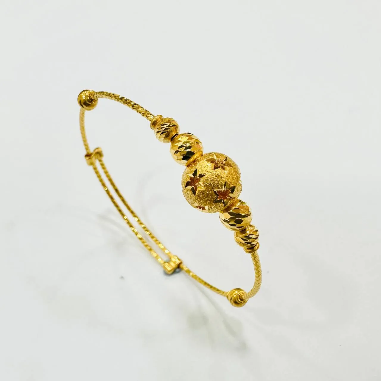 22k / 916 Gold Baby Bangle