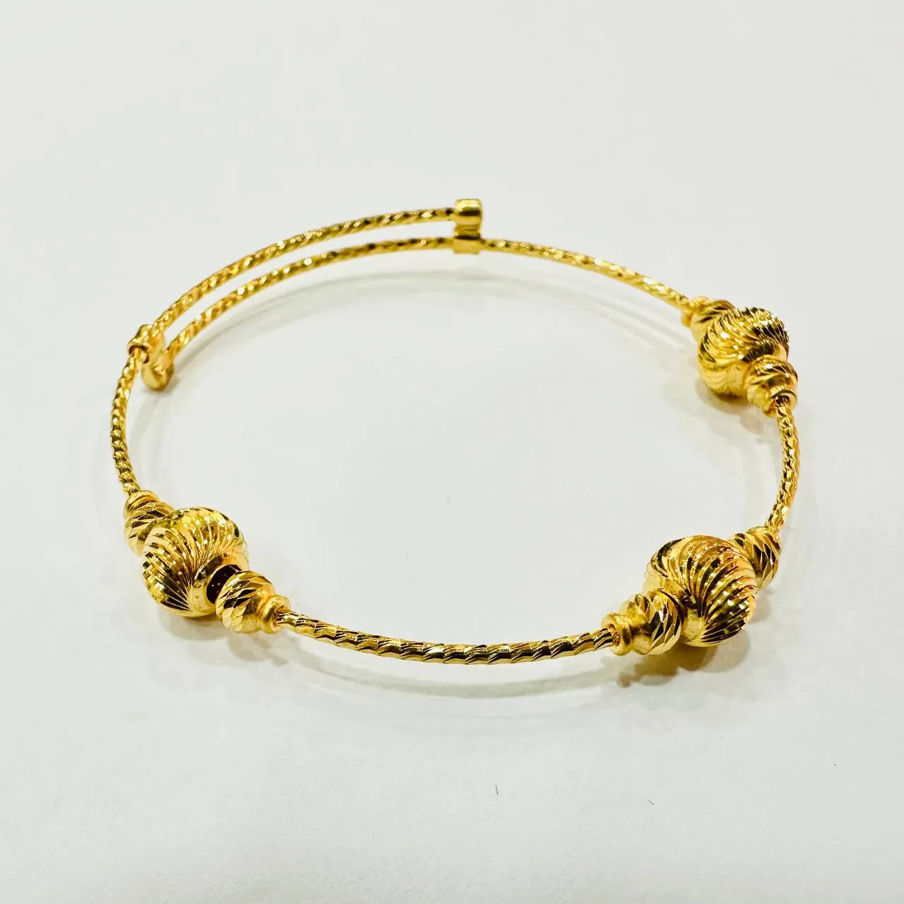 22k / 916 Gold Baby Bangle