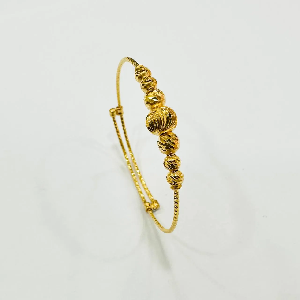 22k / 916 Gold Baby Bangle