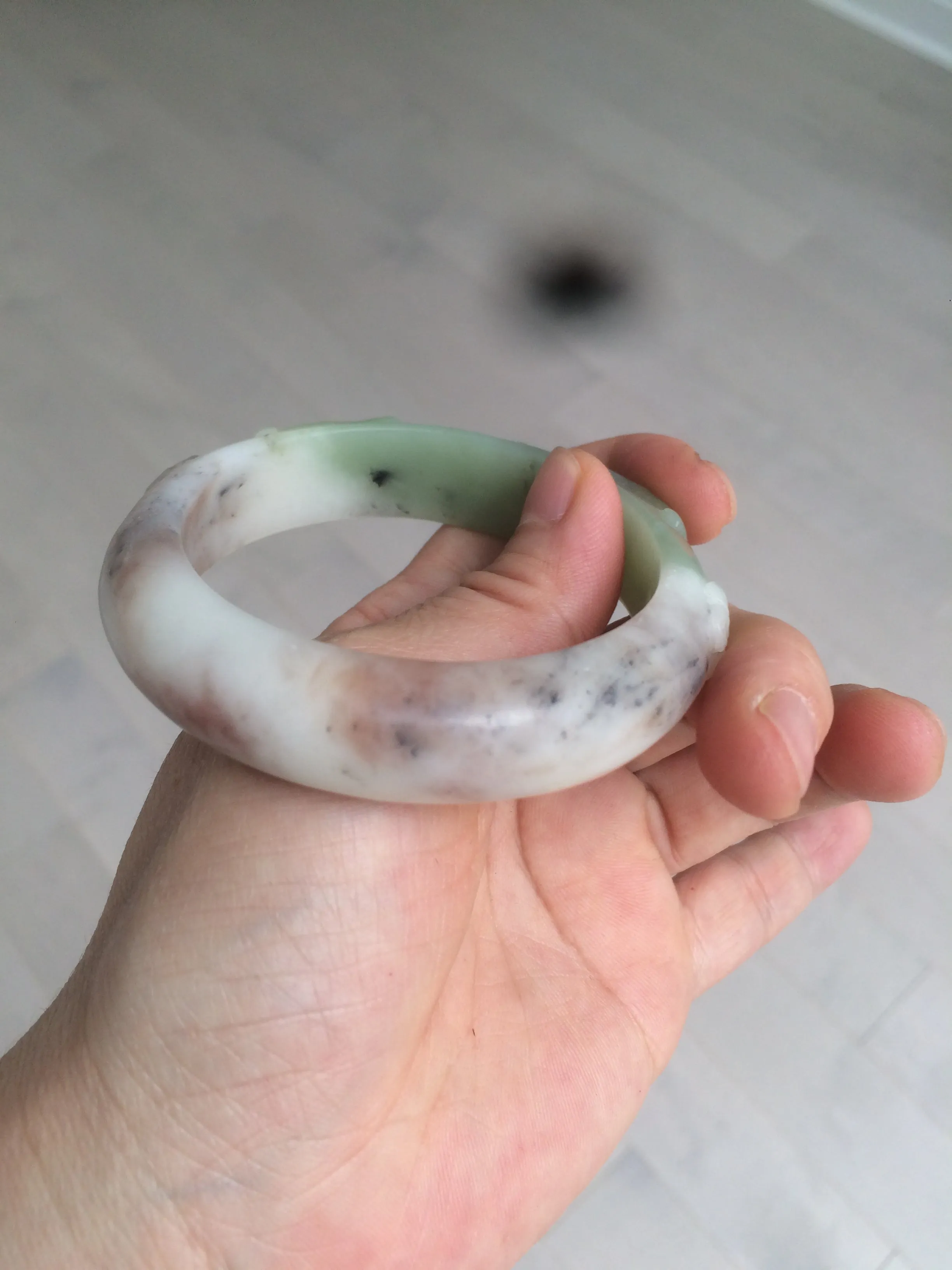 54.3mm 100% natural green/gray/purple/black carved bunnies and heart Xiu Jade(Serpentine) bangle XY79