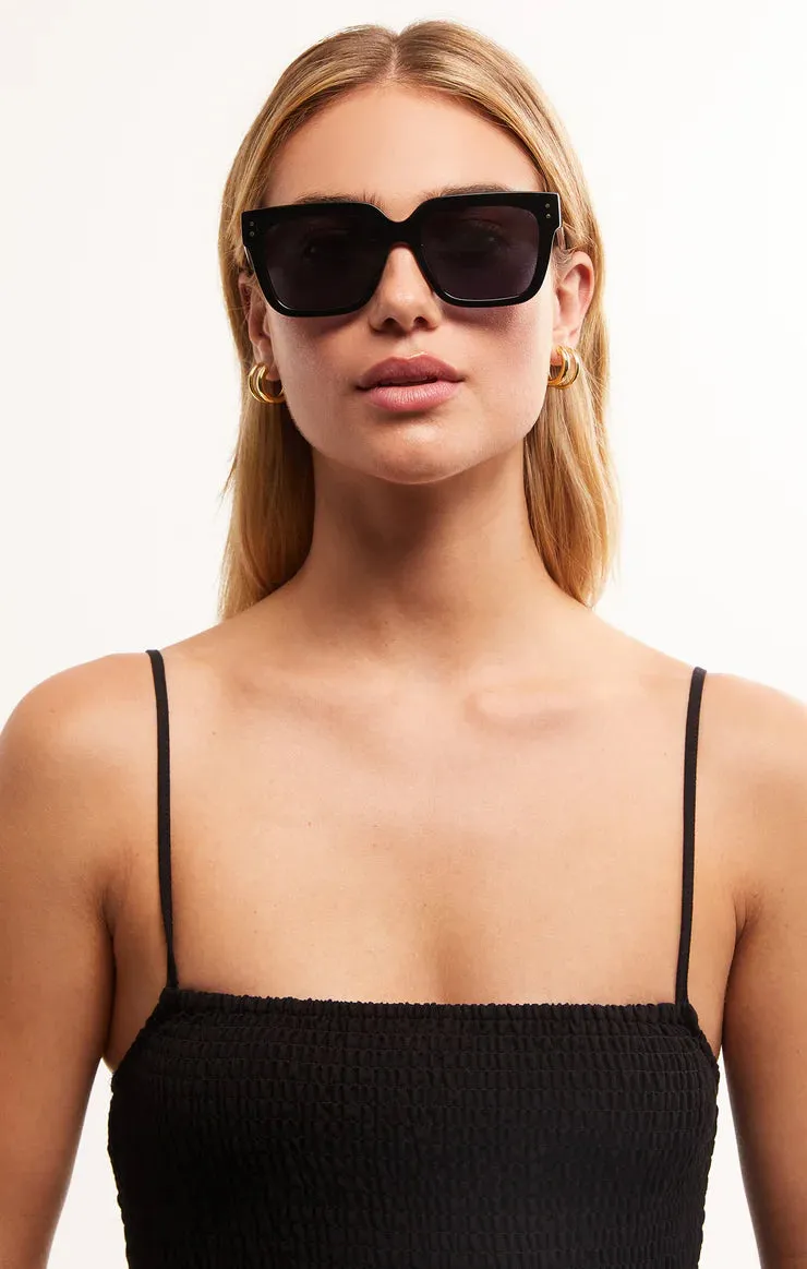 Brunch Time Sunglasses in Polished Black-Grey