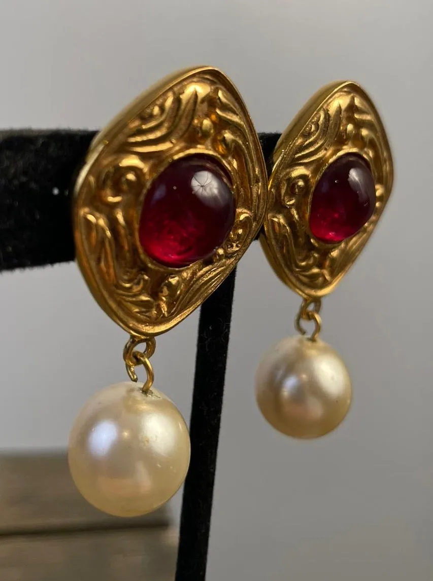 Chanel Vintage Red poured glass Gripoix Dangle pearl drop Clip On Earrings