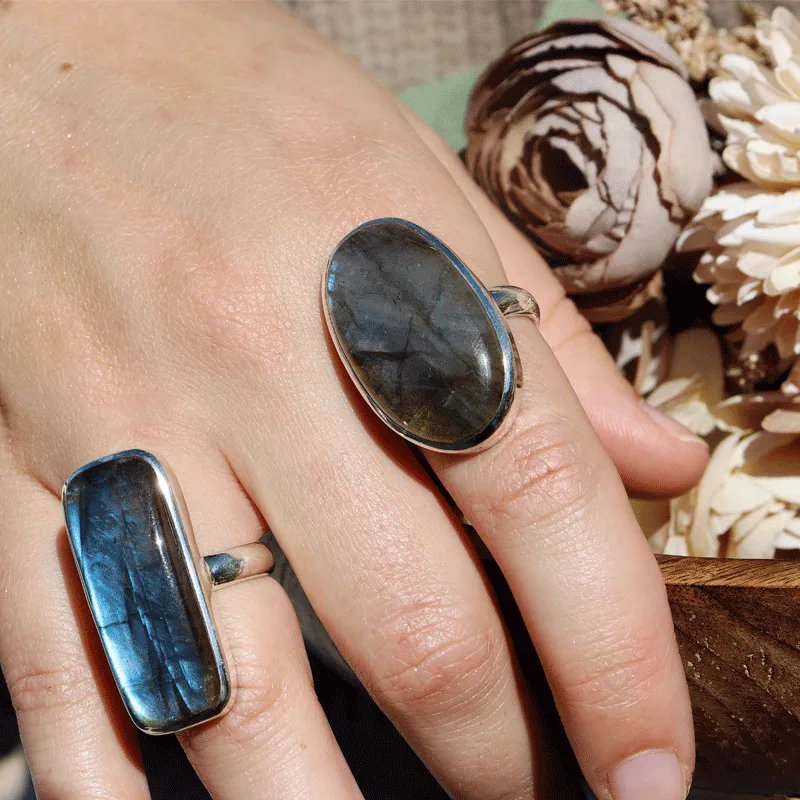 Clancy Labradorite Oval Ring