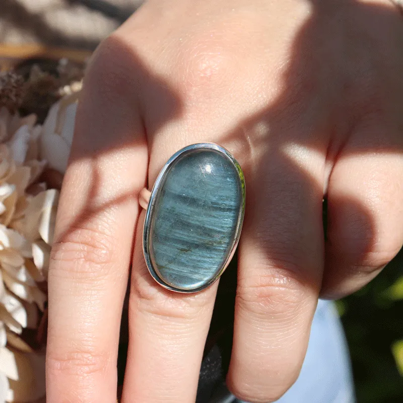 Clancy Labradorite Oval Ring