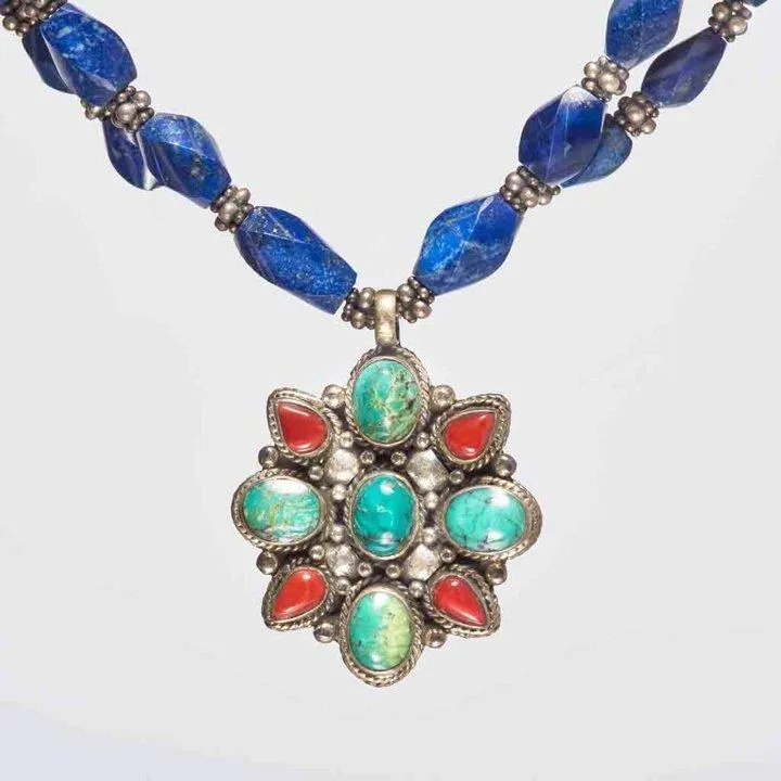 Coral Necklace With Lapis Lazuli