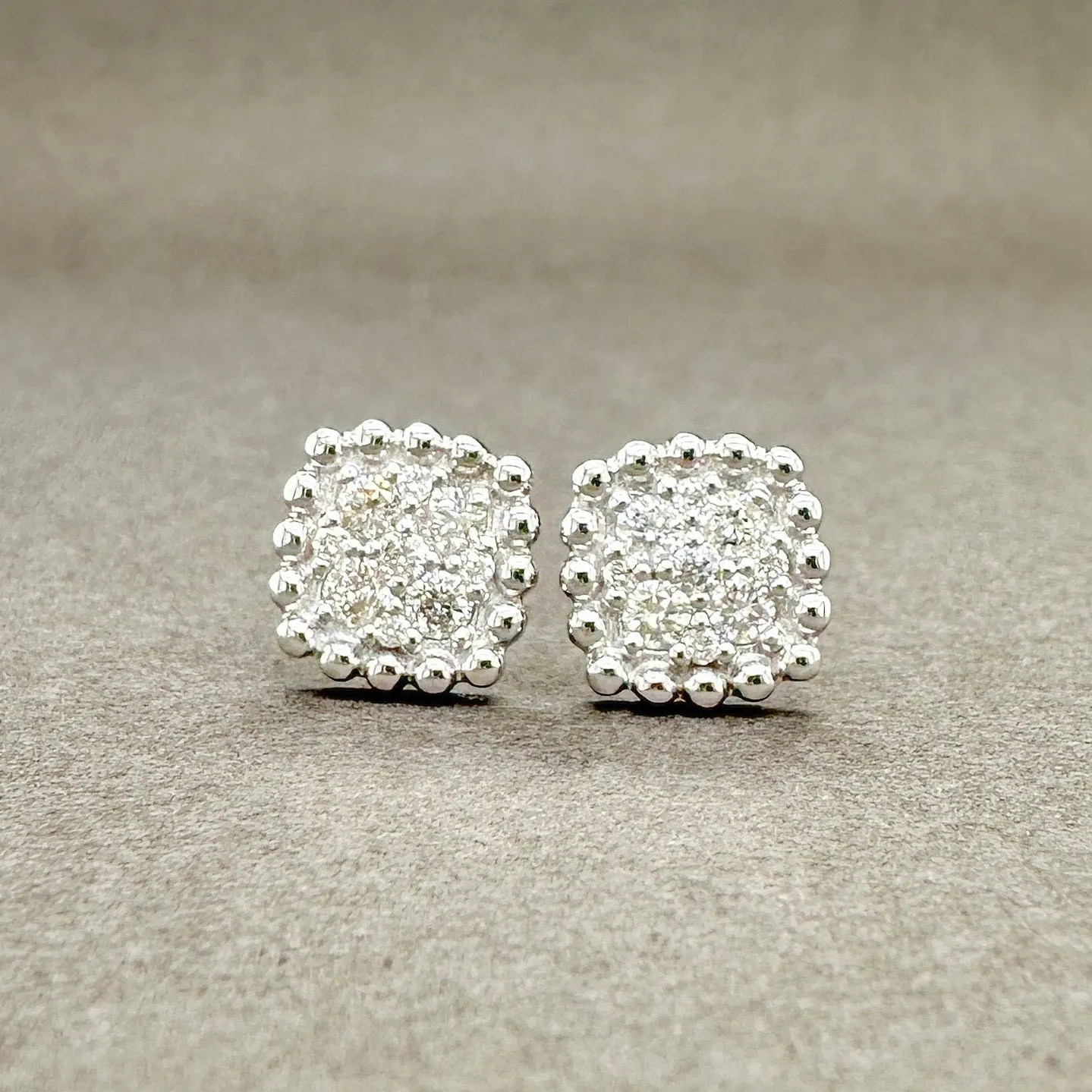 Estate 14K W Gold 0.34ctw H-I/SI2-I1 Diamond Earrings