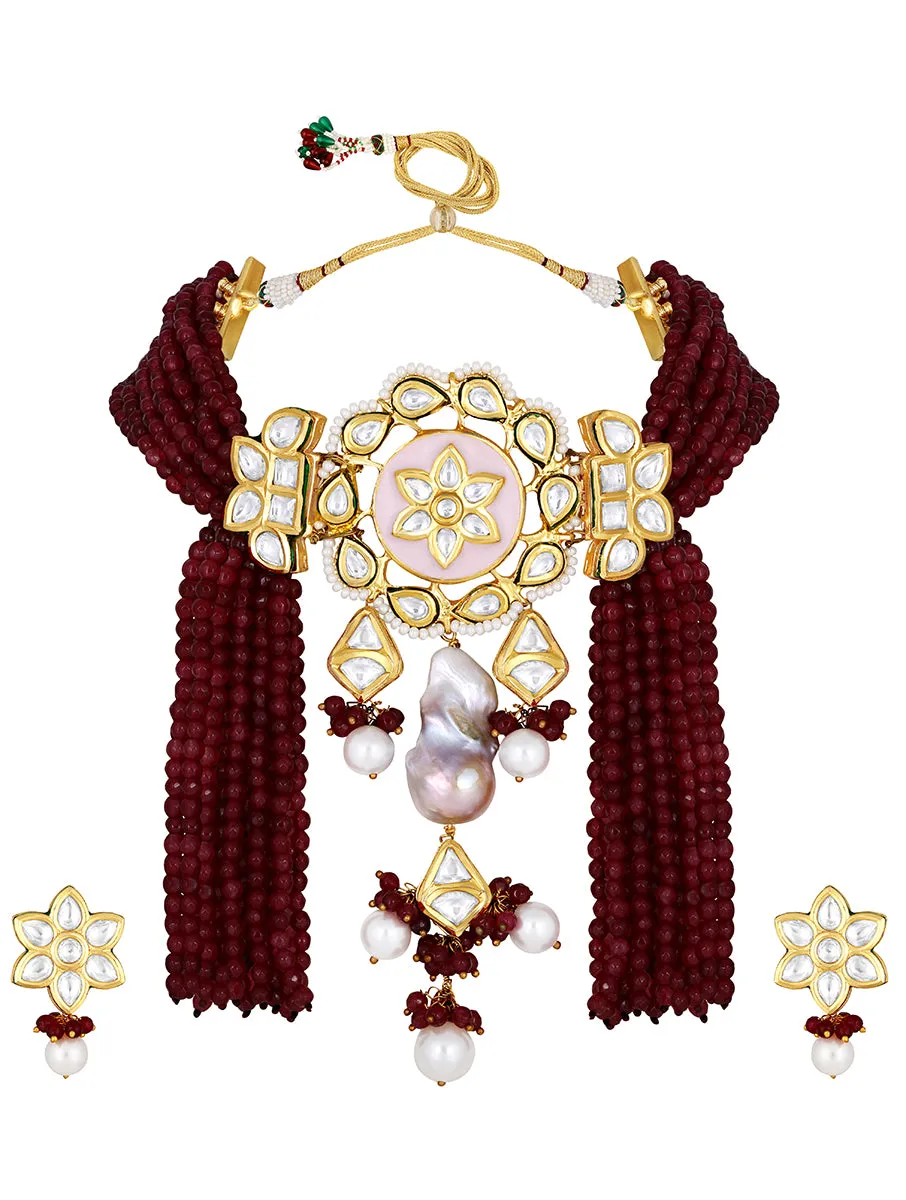 Gold Plated Kundan Necklace with Agate and Pearls