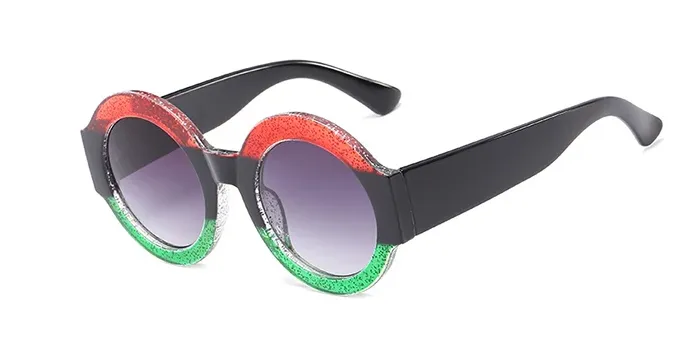 Main Attraction Sunglasses (Black)