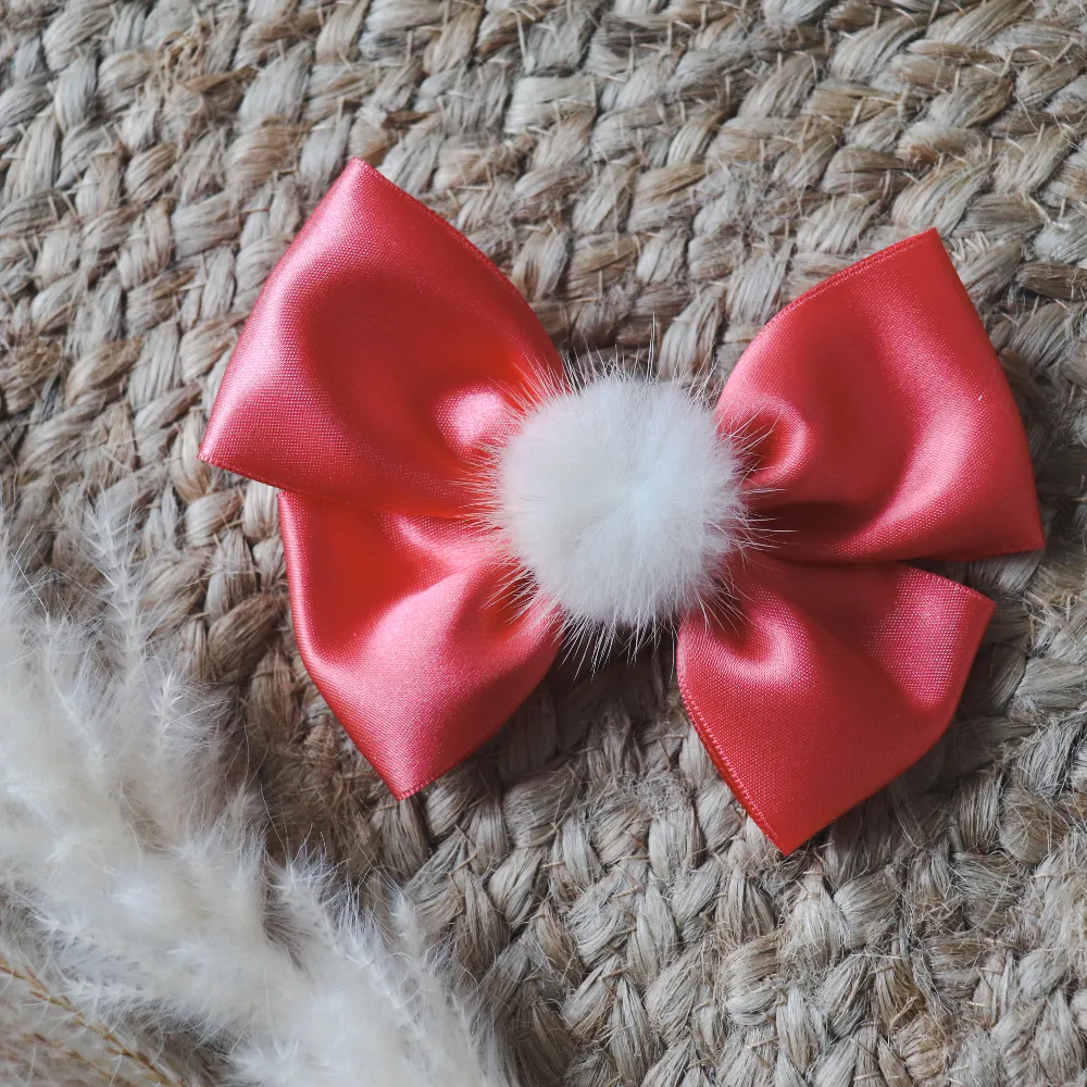 Meia Pata Double Satin Hair Bow & Pom Pom