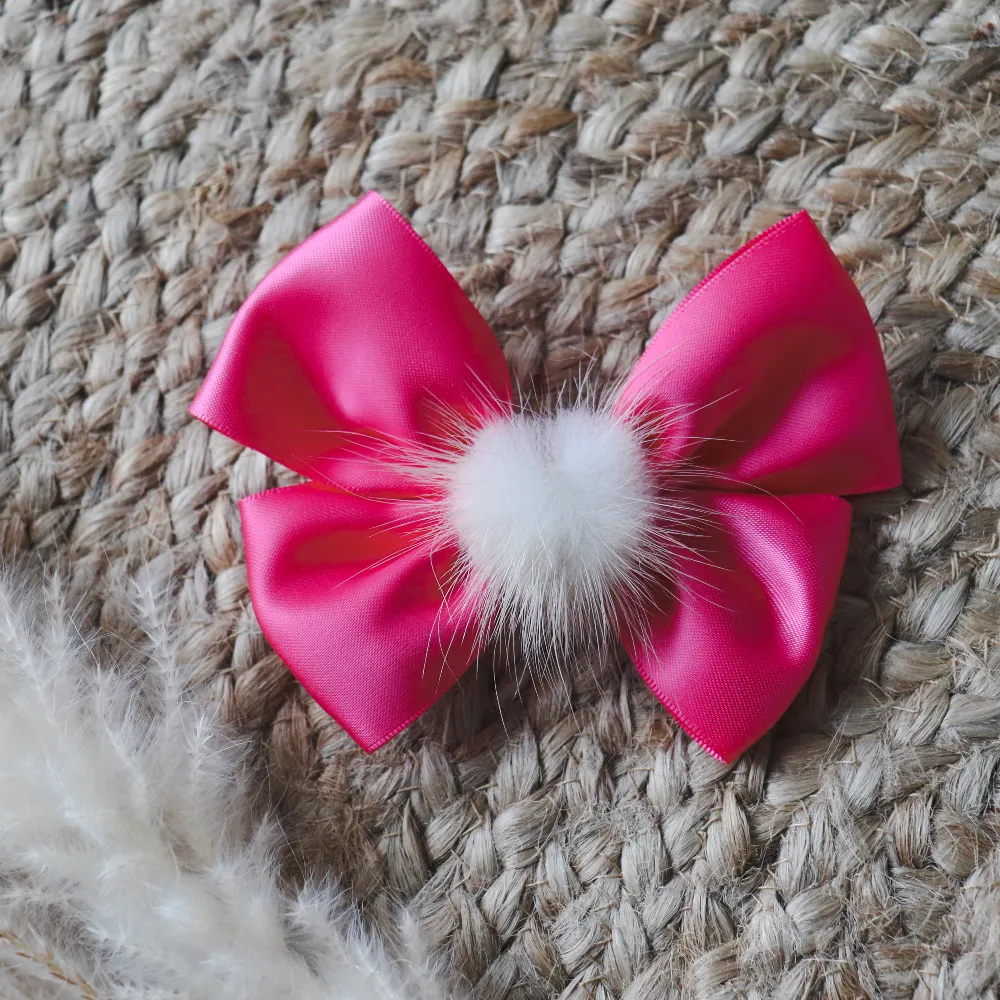 Meia Pata Double Satin Hair Bow & Pom Pom