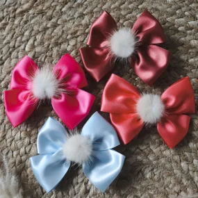 Meia Pata Double Satin Hair Bow & Pom Pom