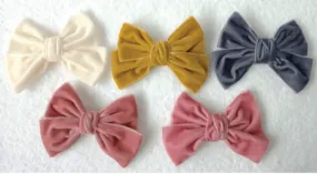 Meia Pata Double Velvet Hair Bow