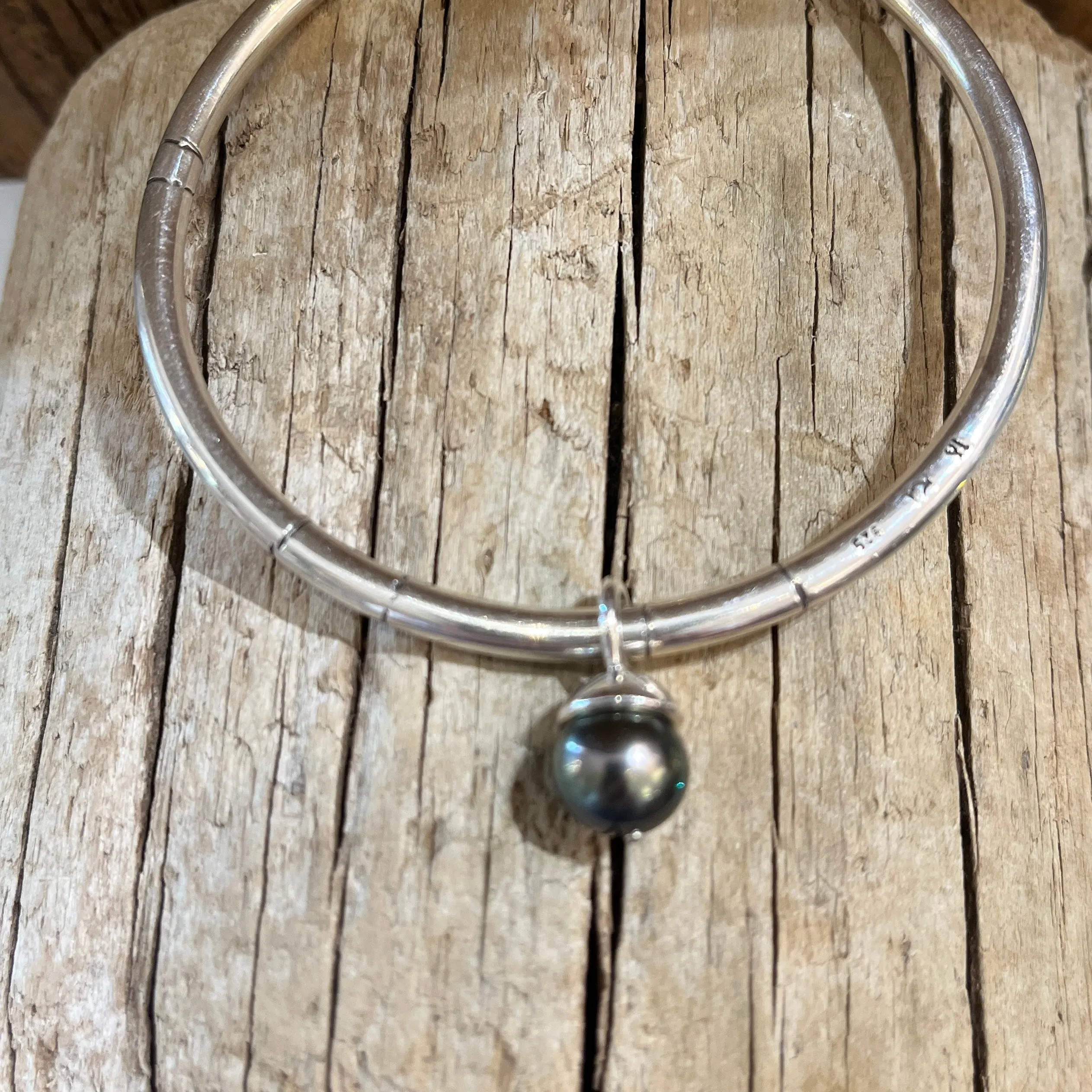 Mermaid bangle with Tahitian pearl