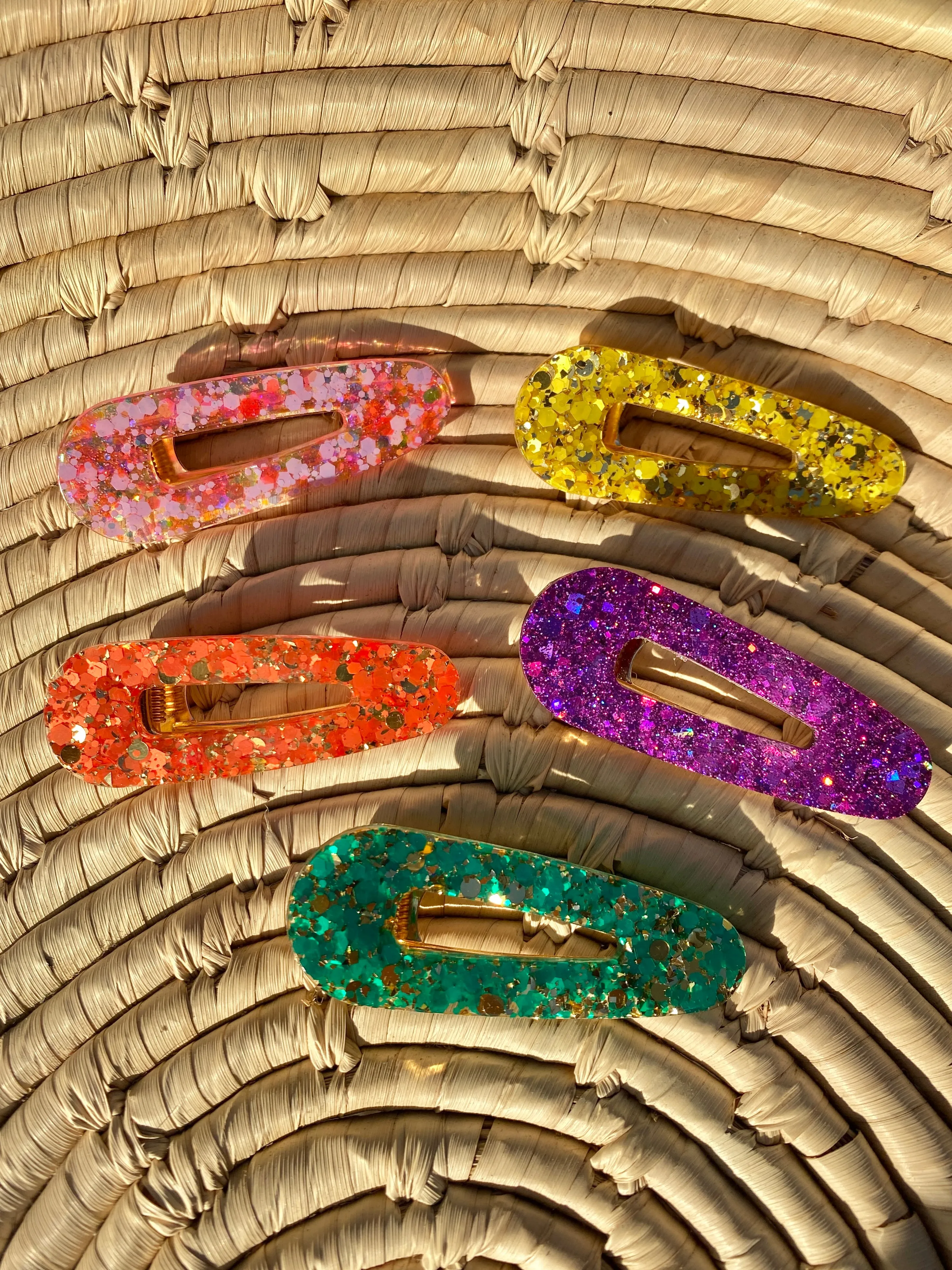 Oval Sparkly Resin Hair Clip - 5 colours