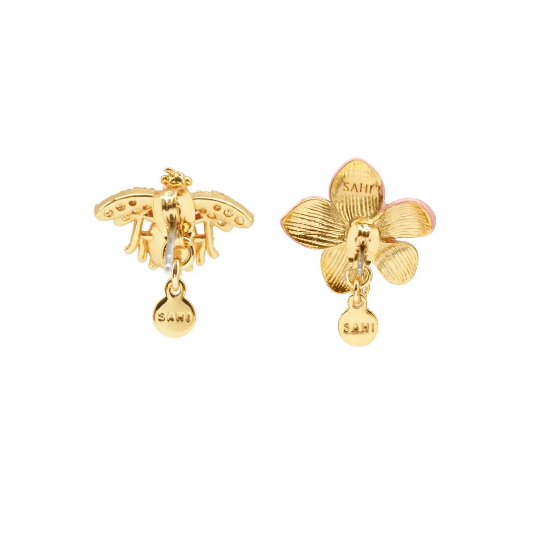 Sahi Lilys Flower & Pearl Bee Stud Earrings