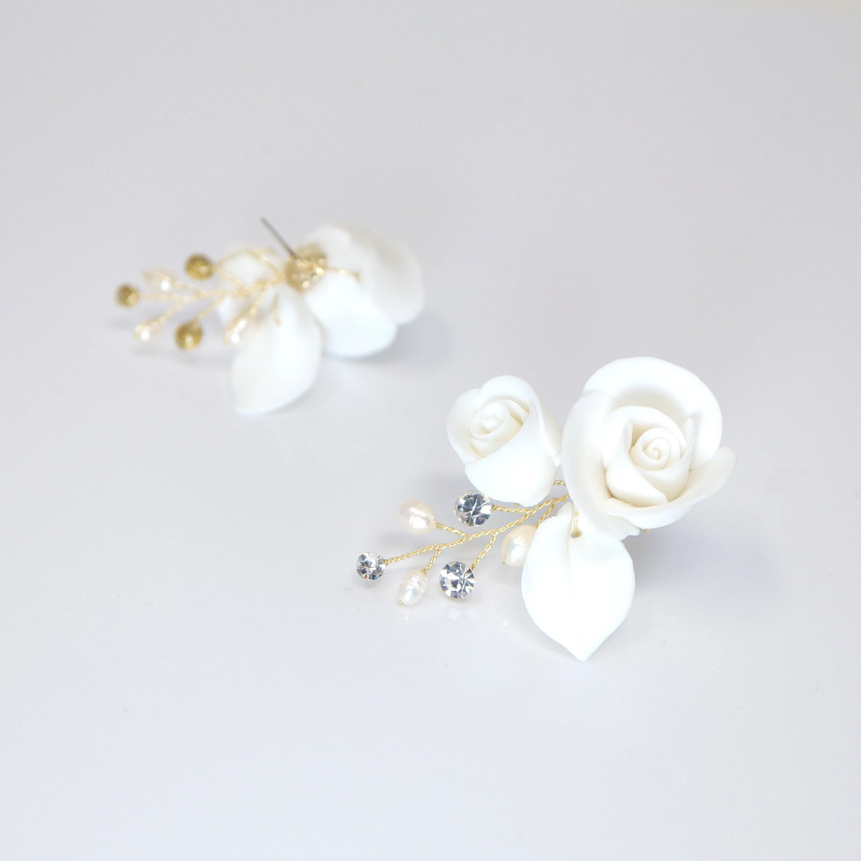 Swarovski Crystal Ceramic White Roses floral Bridal Earring, Bridal Earrings, Dangle earring, Natural Cultured Pearl Earring