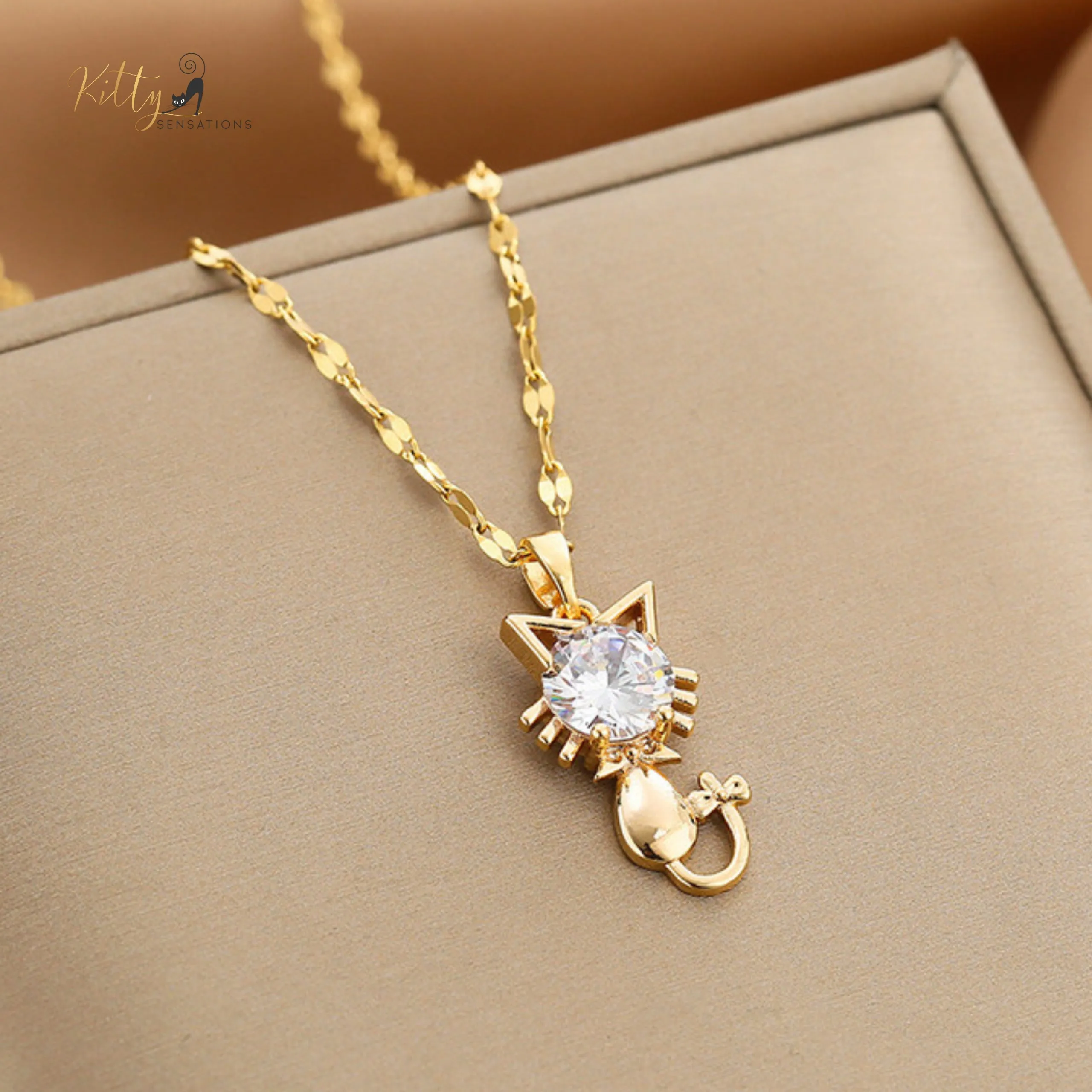 Tail-Bow Kitty CZ Necklace with Alternating Links Chain - Gold Plated