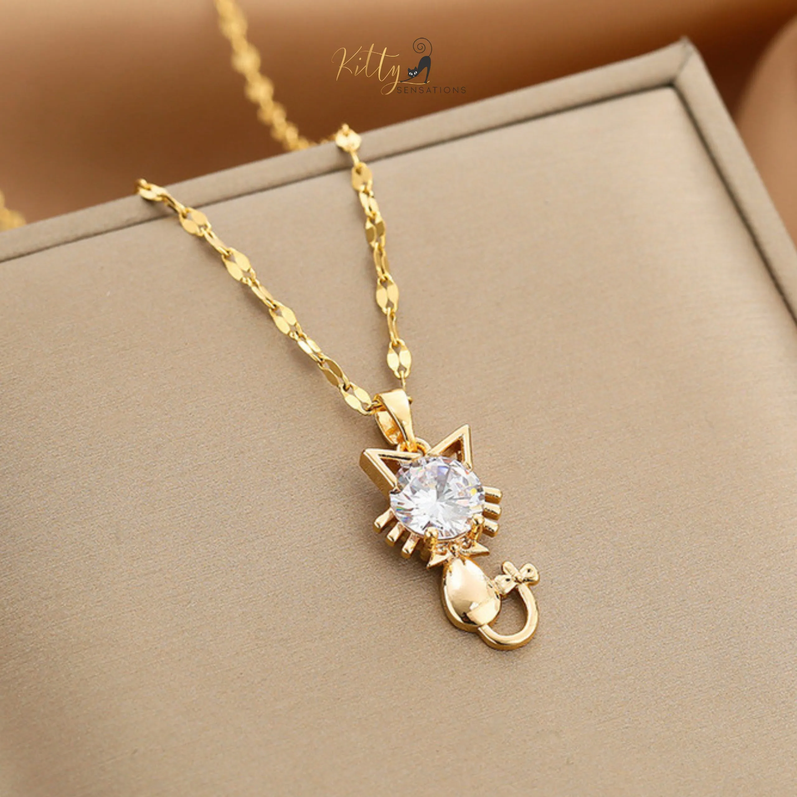 Tail-Bow Kitty CZ Necklace with Alternating Links Chain - Gold Plated