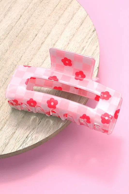 The Cammy Daisy   Checker Print Hair Claw Clip