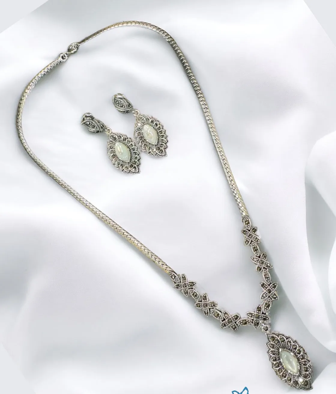 The Snow Sparkle Silver Marcasite Necklace & Earrings