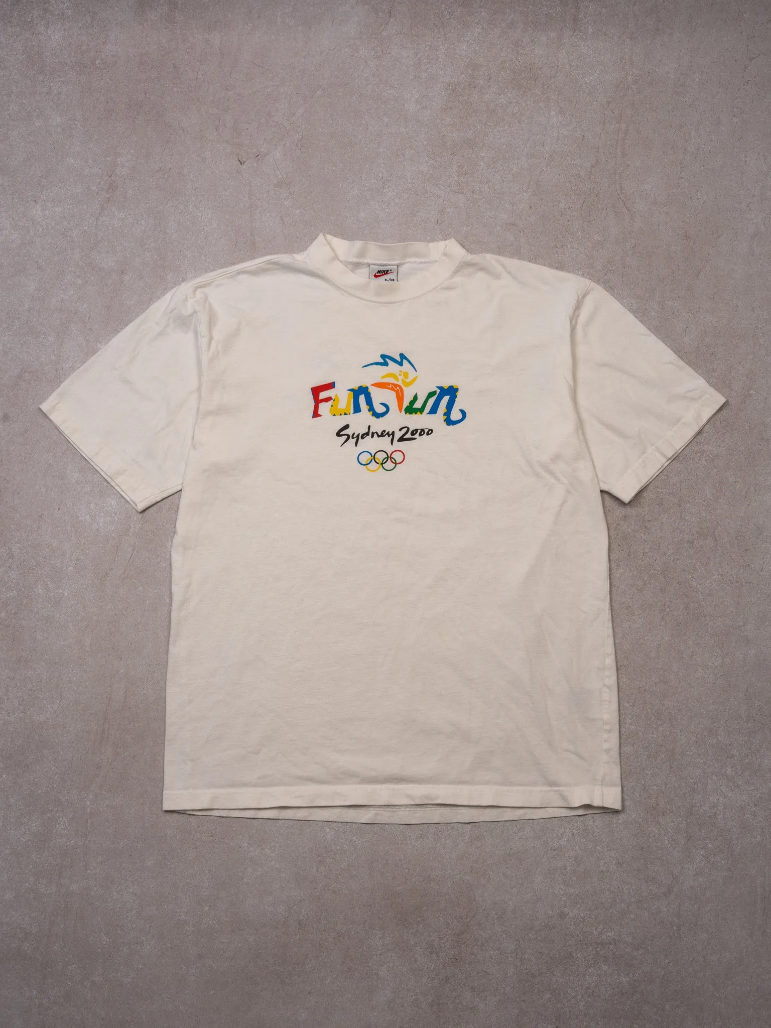 Vintage '00 White Fun Sun Sydney Olympics x Nike Tee (M)